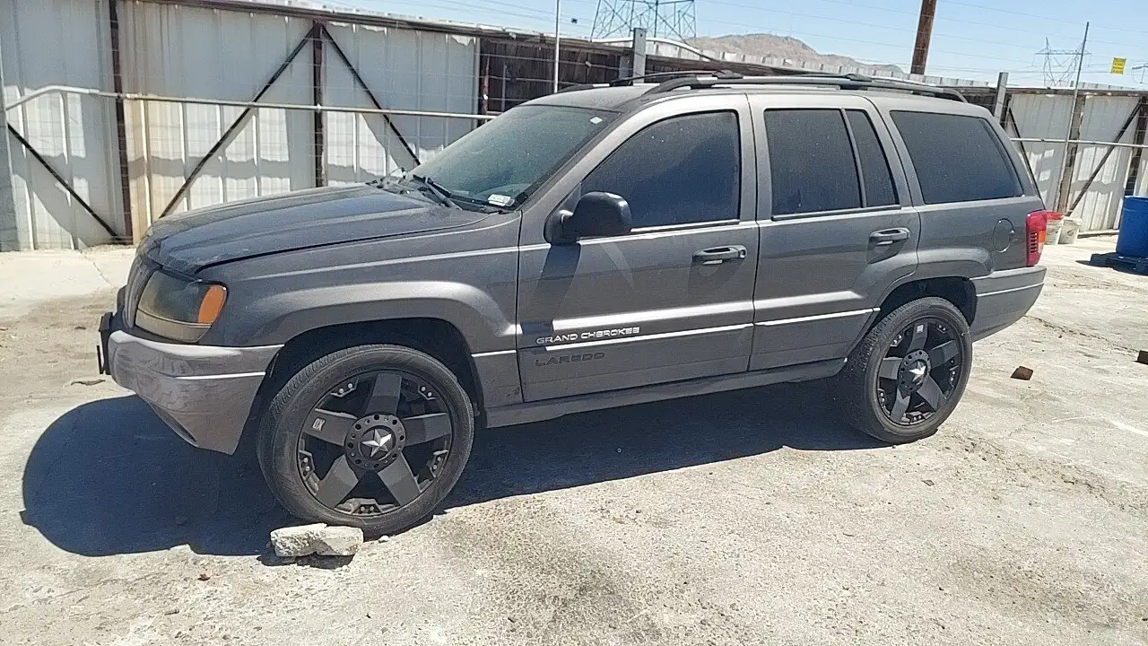 Photo of 2004 Jeep Grand Cherokee