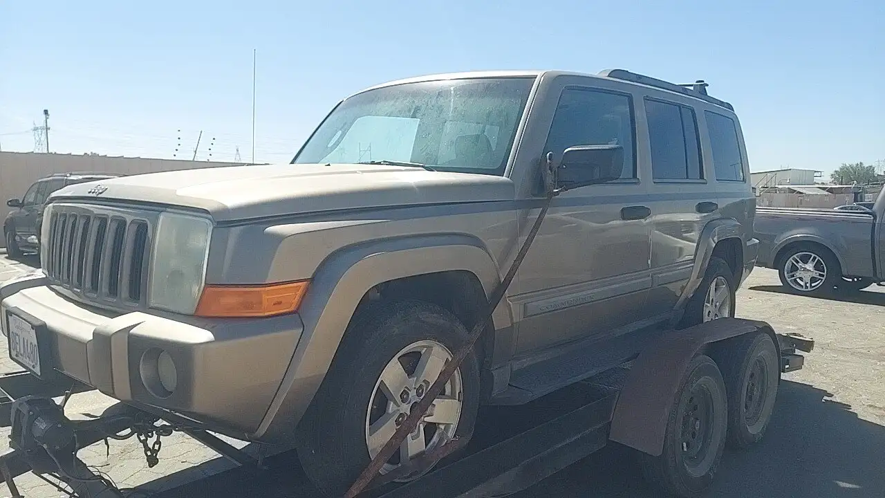 Photo of 2006 Jeep Commander