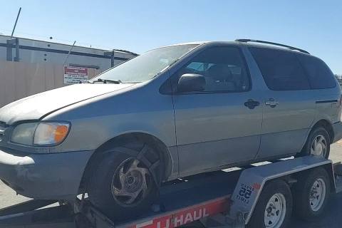 Photo of 2000 Toyota Sienna