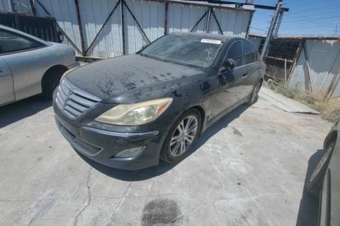 Photo of 2012 Hyundai Genesis