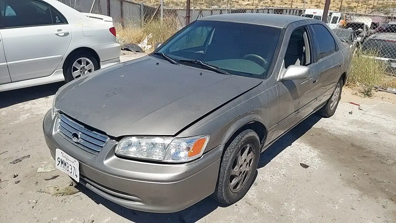 Photo of 2001 Toyota Camry