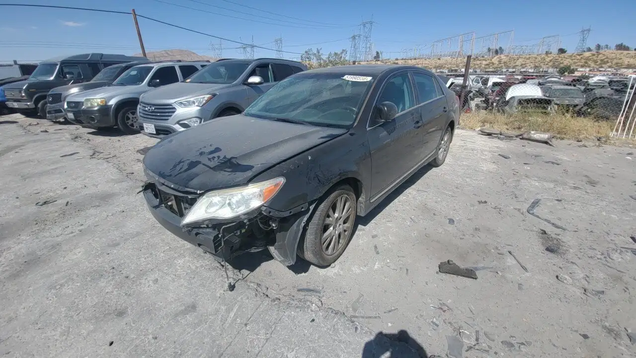 Photo of 2011 Toyota Avalon