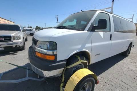Photo of 2005 Chevrolet Express 3500