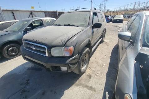 Photo of 2001 Nissan Pathfinder