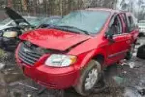 Photo of 2006 Chrysler Town & Country