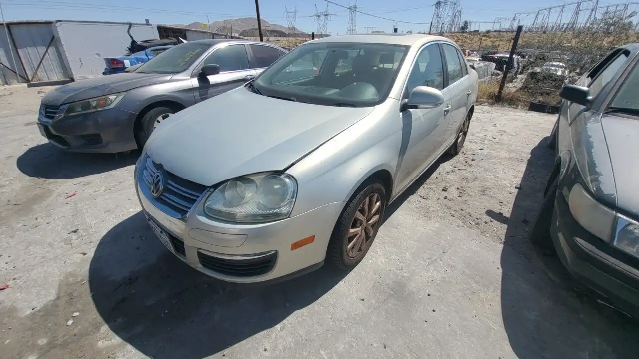 Photo of 2010 Volkswagen Jetta