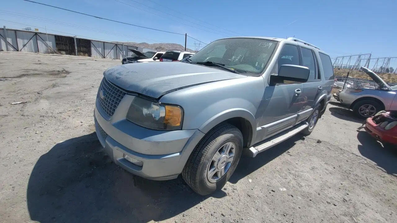 Photo of 2006 Ford Expedition