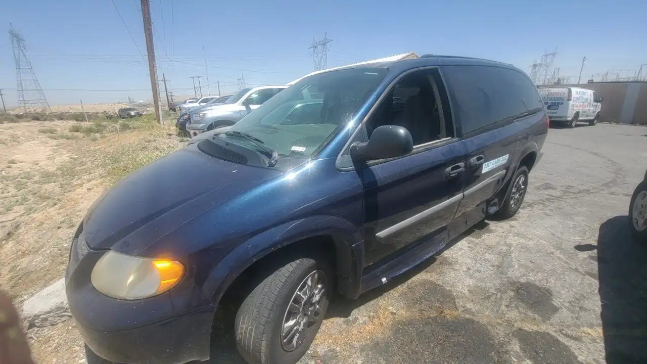 Photo of 2005 Dodge Grand Caravan