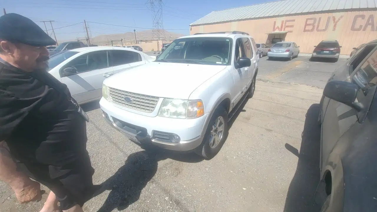 Photo of 2003 Ford Explorer