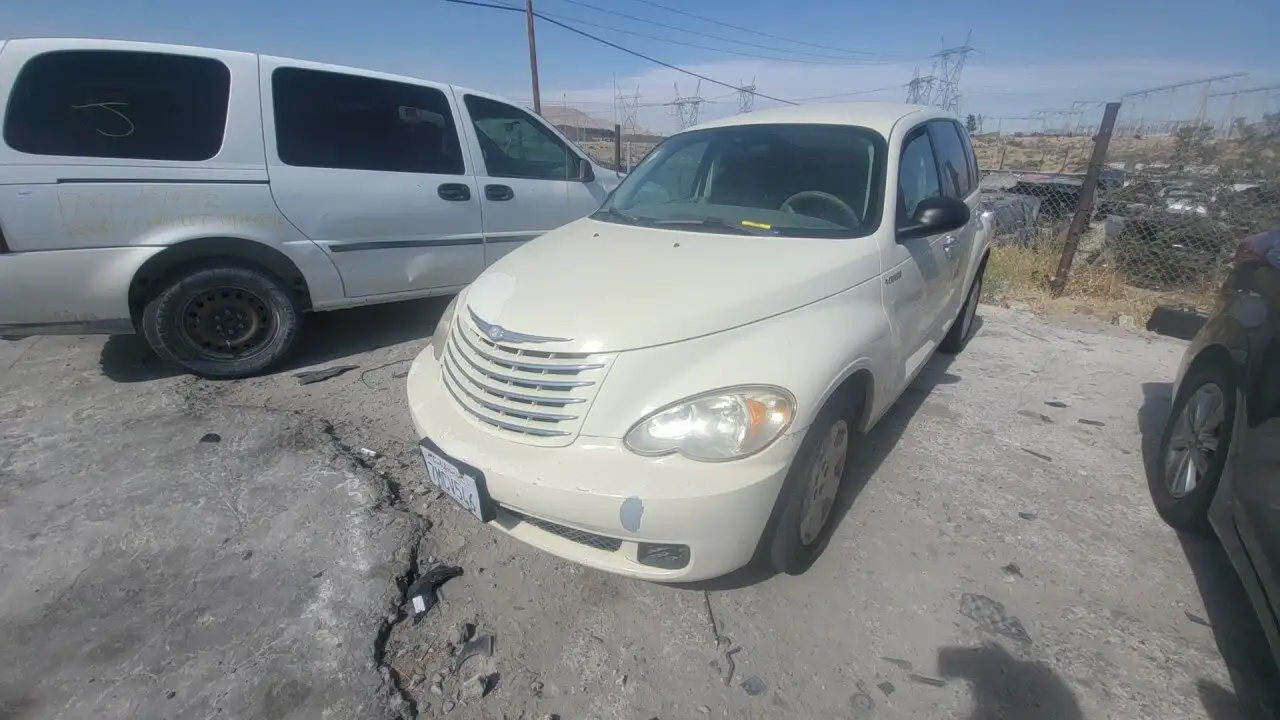 Photo of 2006 Chrysler Pt Cruiser