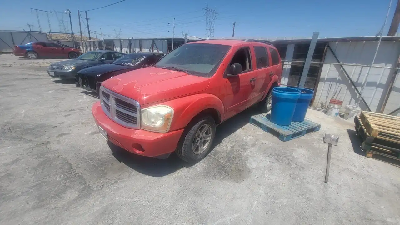 Photo of 2004 Dodge Durango