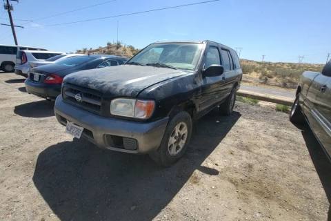 Photo of 2000 Nissan Pathfinder