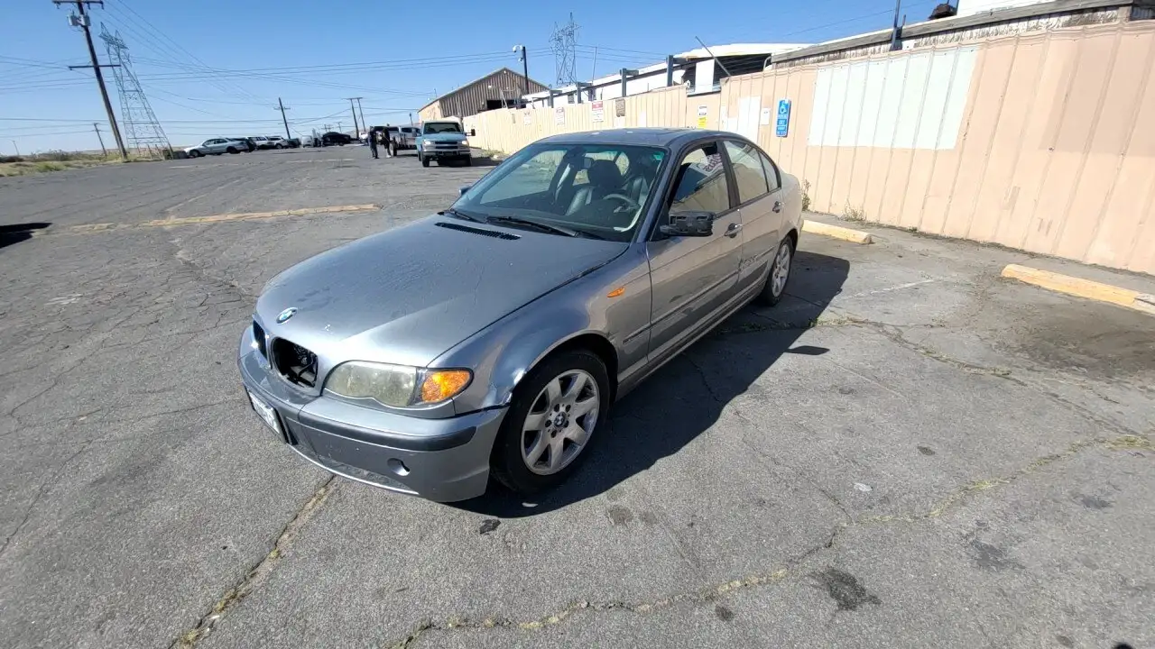 Photo of 2003 Bmw 325I