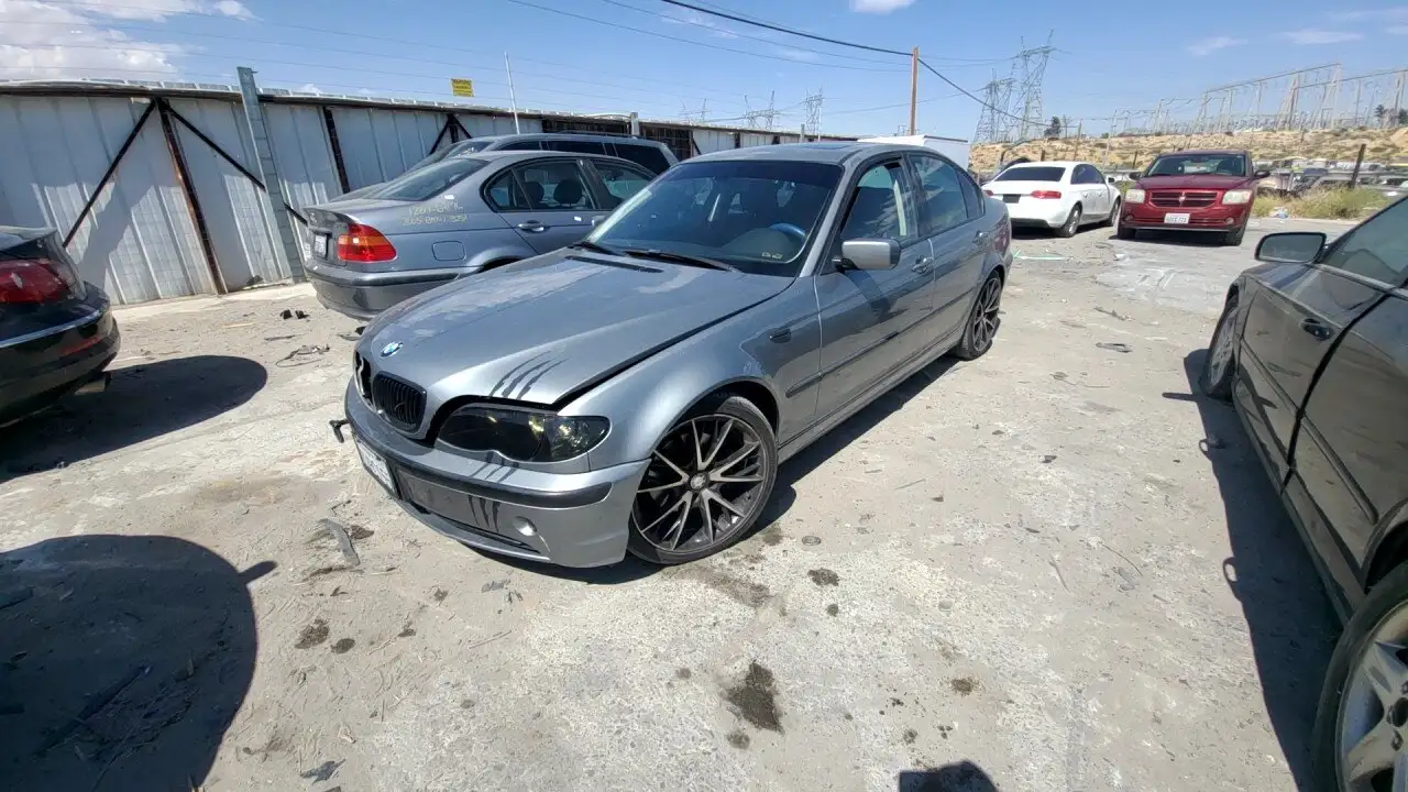 Photo of 2005 Bmw 325I