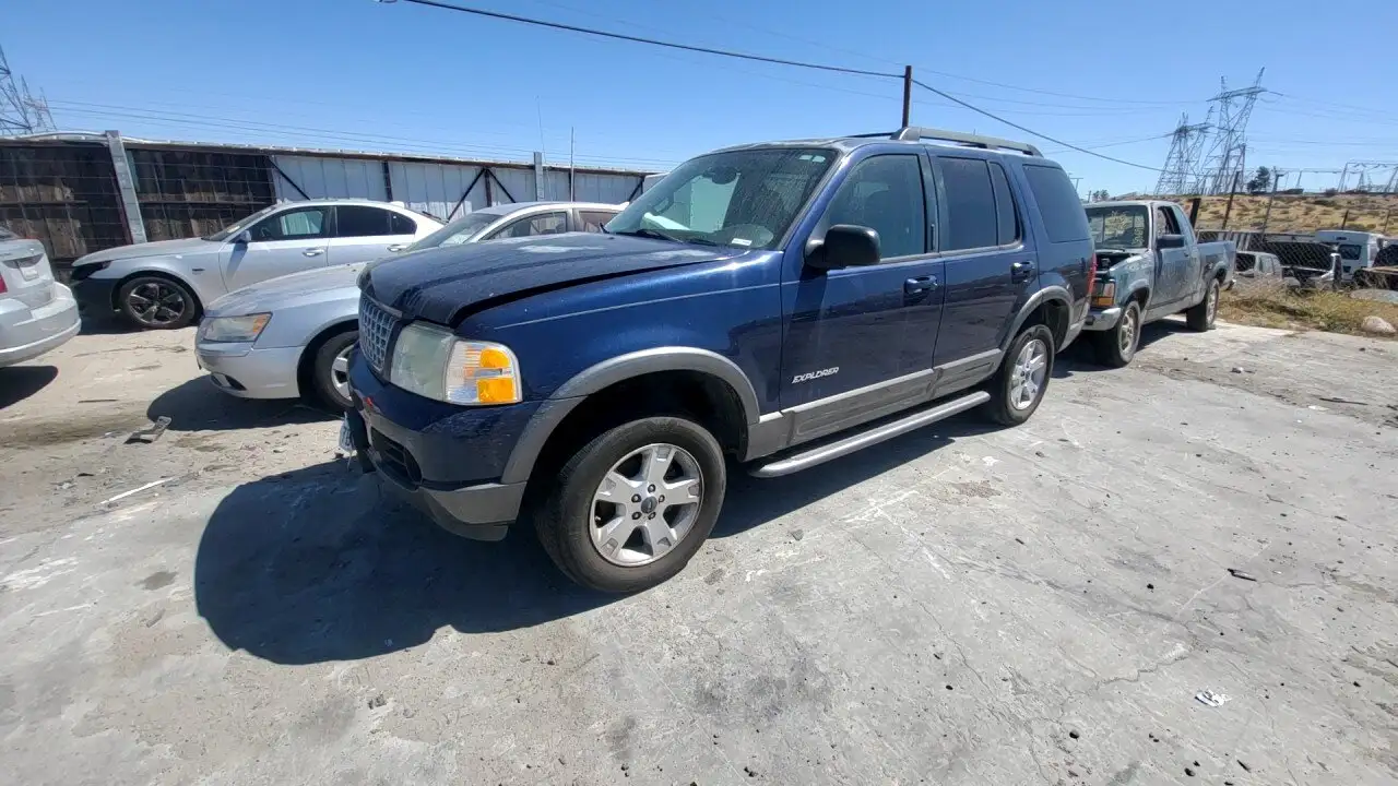 Photo of 2005 Ford Explorer