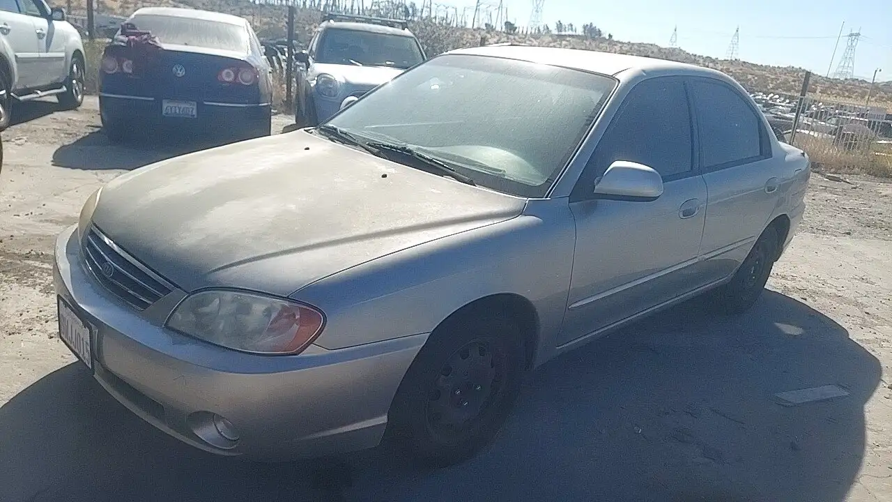 Photo of 2002 Kia Spectra