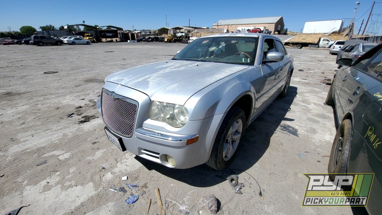 Photo of 2005 Chrysler 300