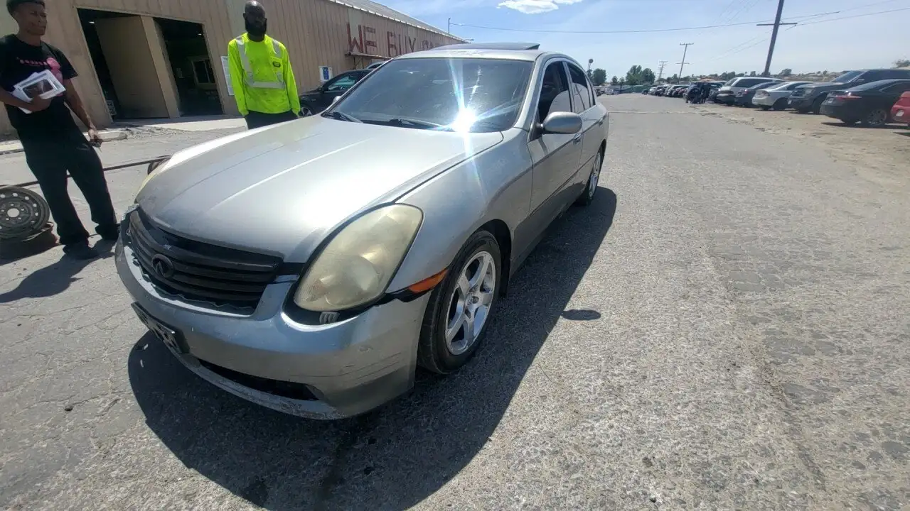 Photo of 2004 Infiniti G35