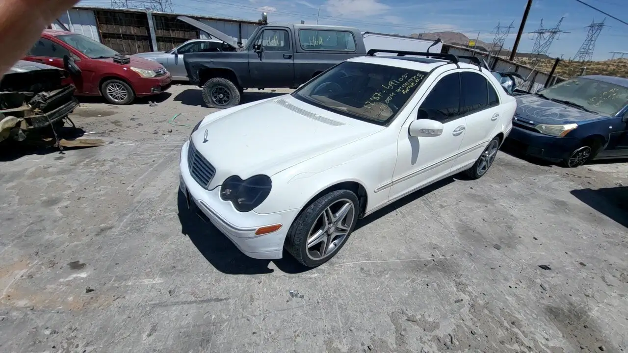 Photo of 2004 Mercedes-Benz C240