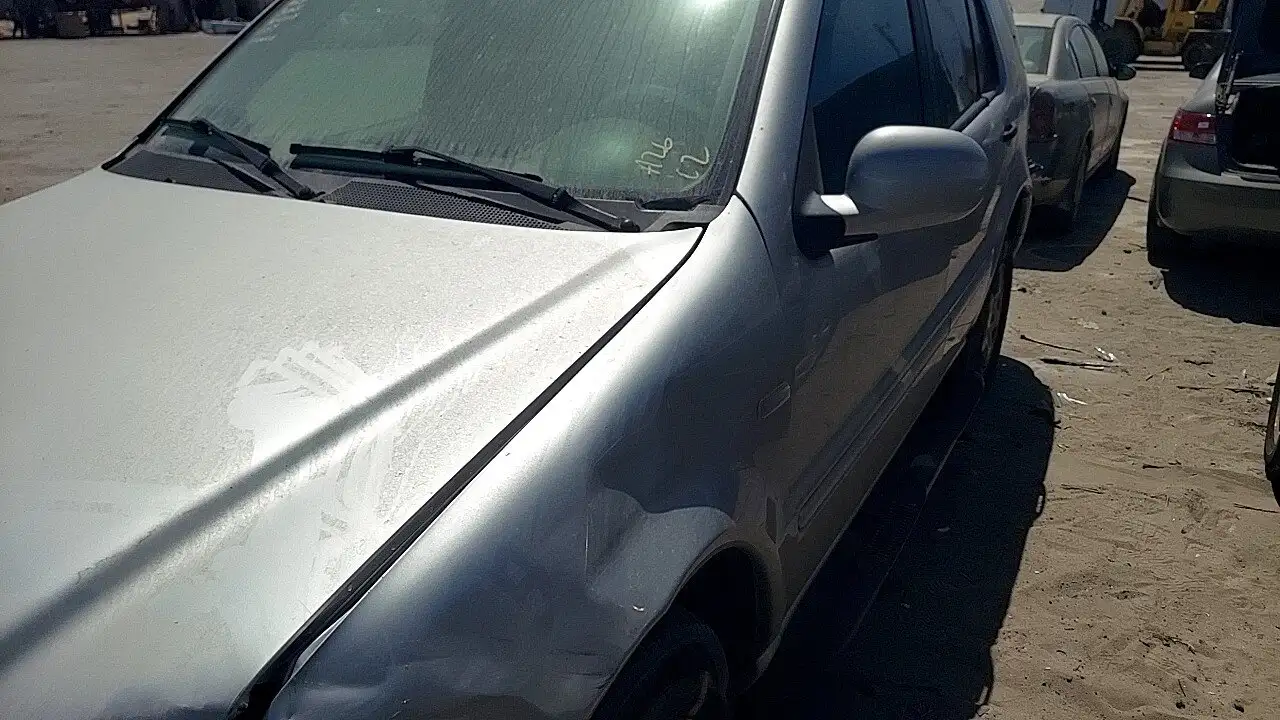 Photo of 2000 Mercedes-Benz Ml320