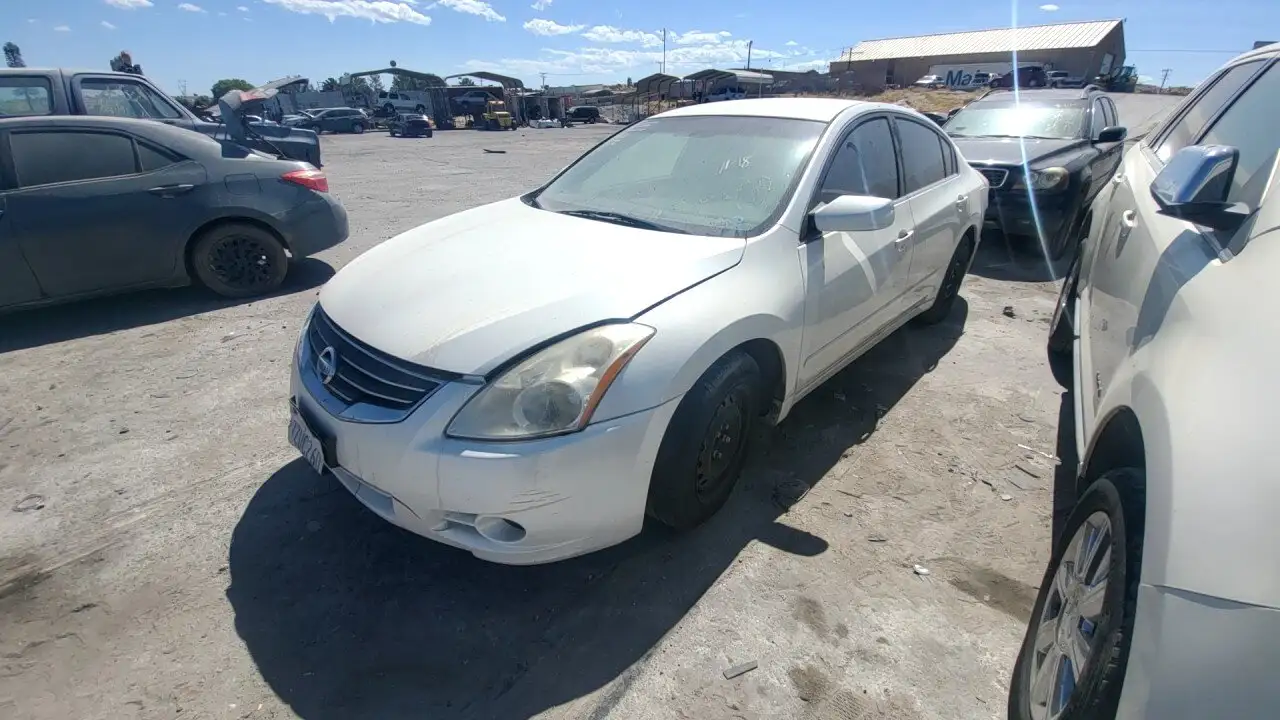 Photo of 2012 Nissan Altima
