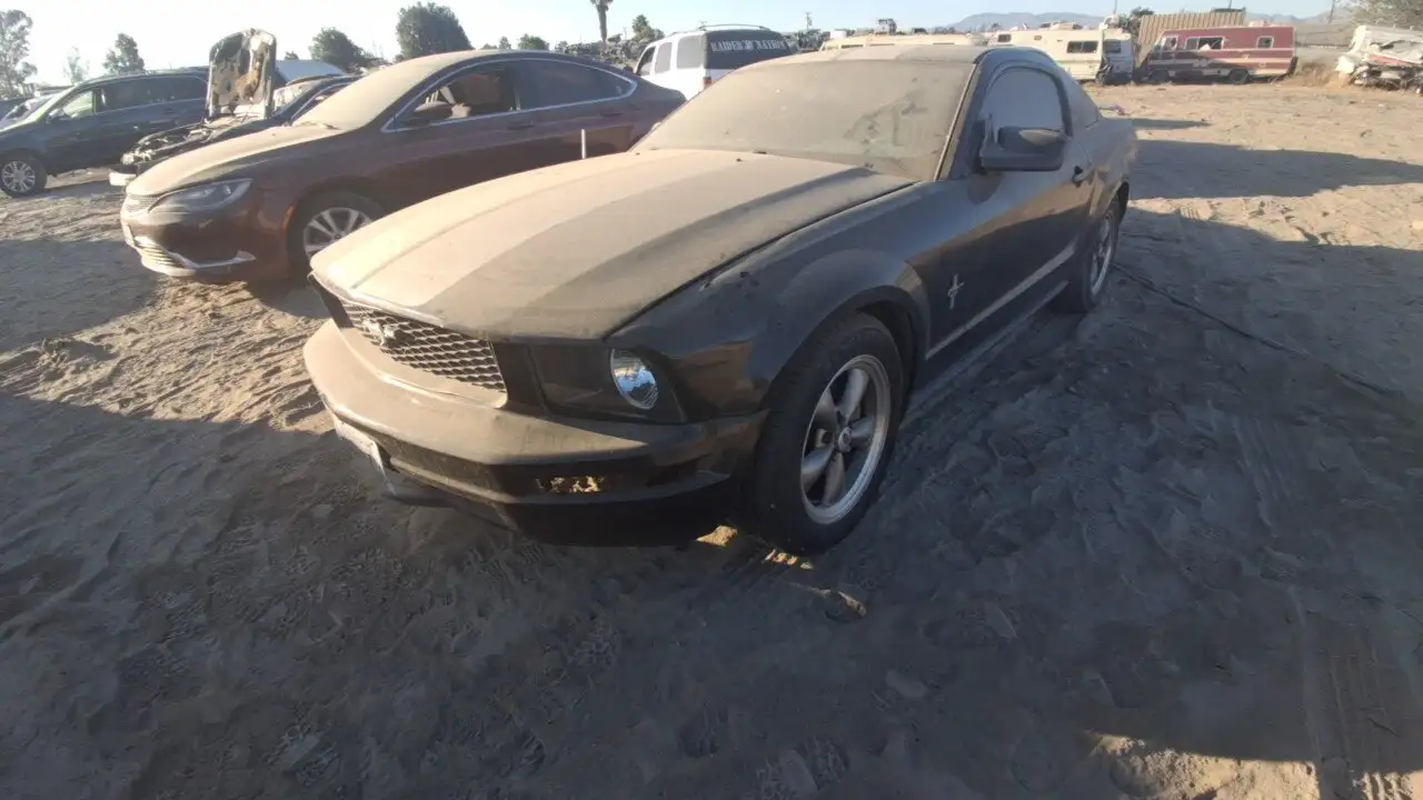Photo of 2006 Ford Mustang
