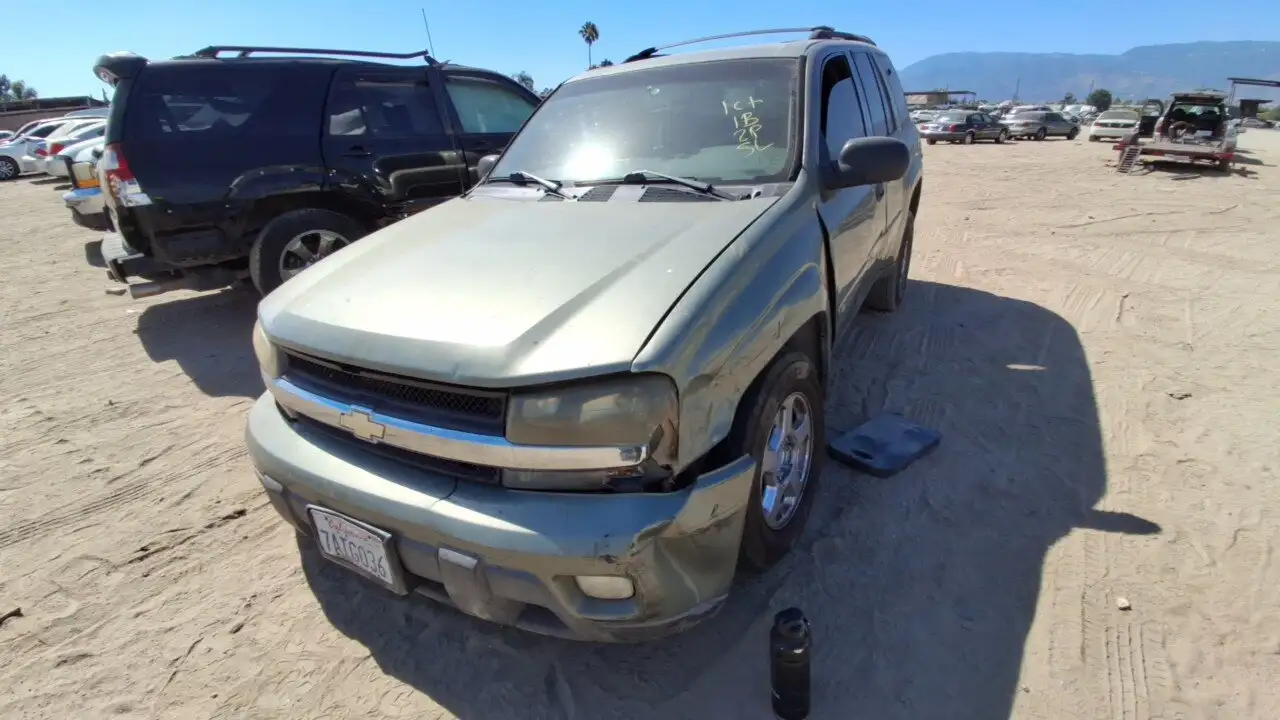 Photo of 2003 Chevrolet Trailblazer