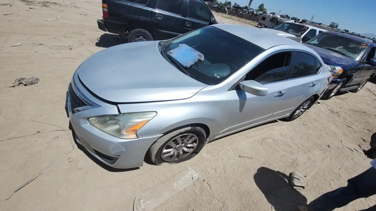 Photo of 2014 Nissan Altima