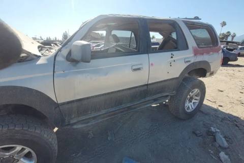 Photo of 2000 Toyota 4Runner