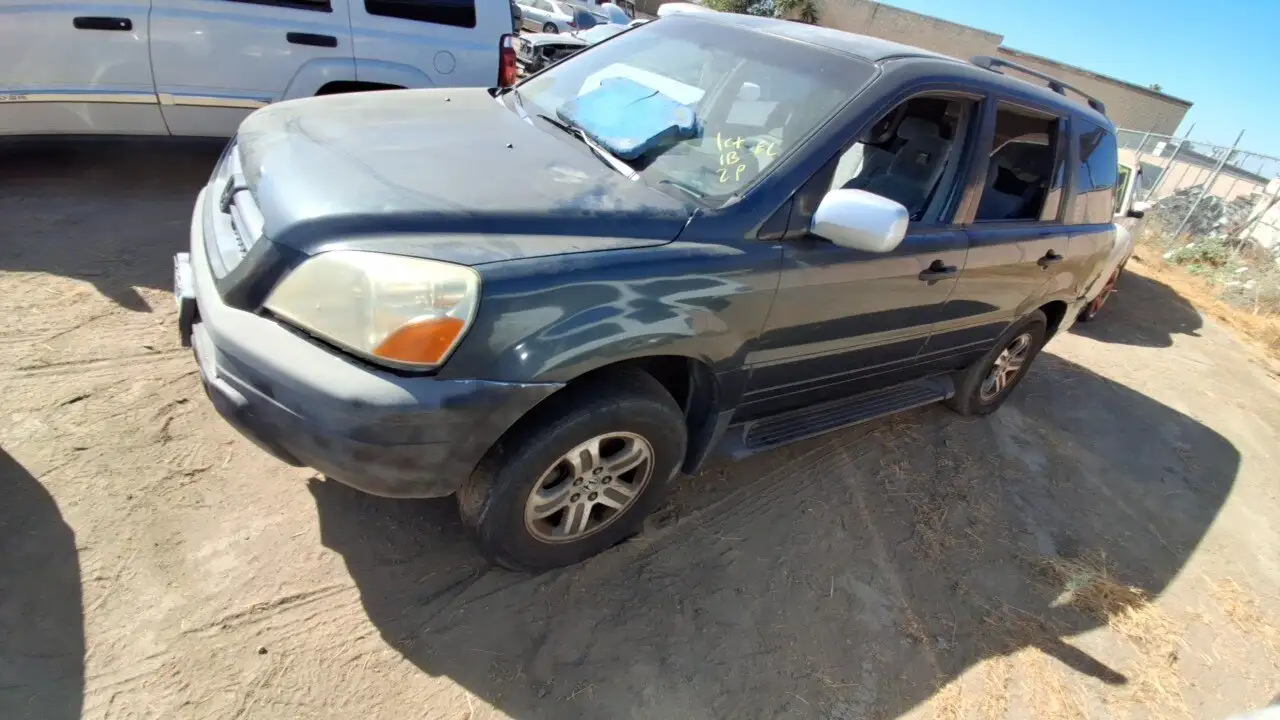 Photo of 2004 Honda Pilot