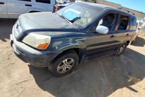 Photo of 2004 Honda Pilot