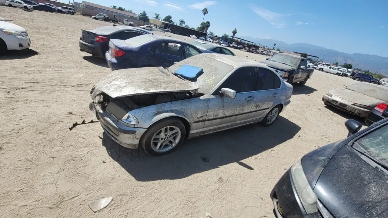 Photo of 2000 Bmw 328I