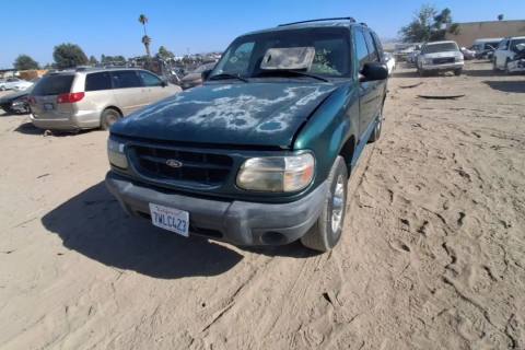 Photo of 2000 Ford Explorer
