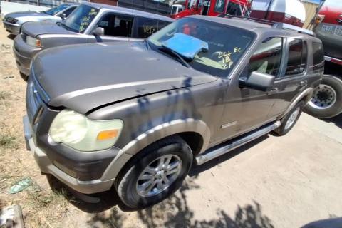 Photo of 2006 Ford Explorer