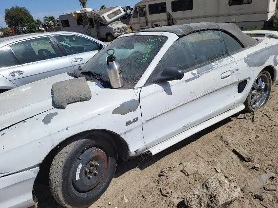 Photo of 1996 Ford Mustang