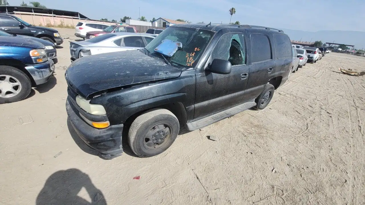 Photo of 2005 Chevrolet Tahoe