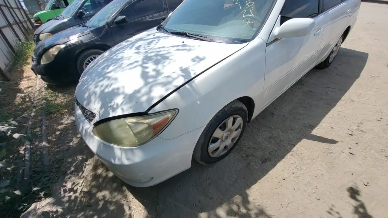 Photo of 2004 Toyota Camry