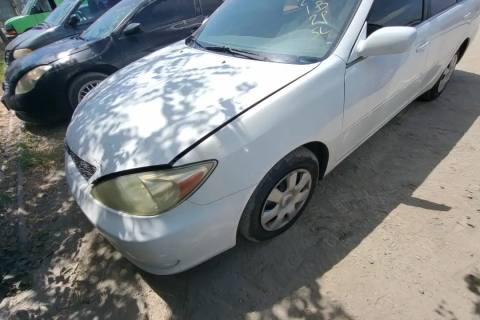 Photo of 2004 Toyota Camry