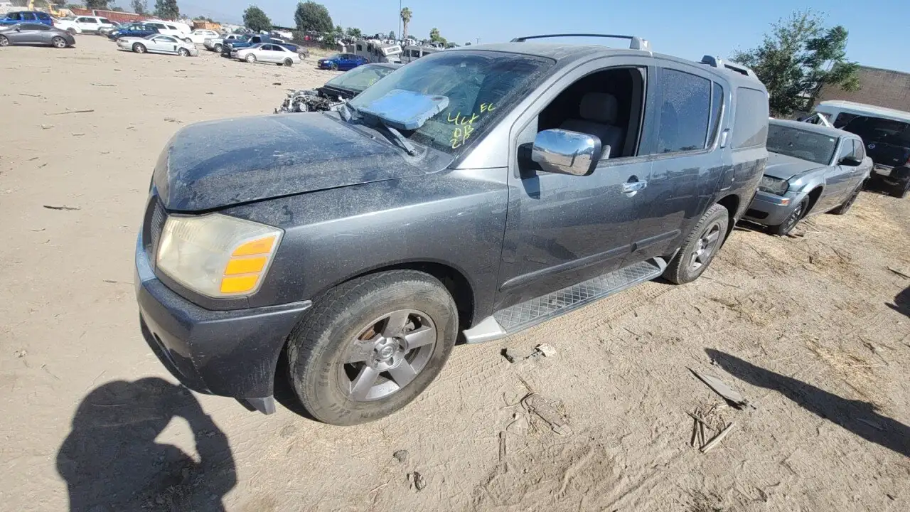 Photo of 2005 Nissan Armada