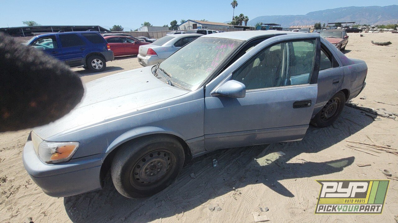 Photo of 2000 Toyota Camry