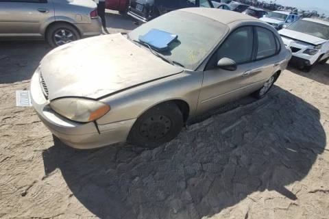 Photo of 2001 Ford Taurus
