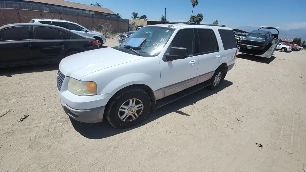 Photo of 2003 Ford Expedition