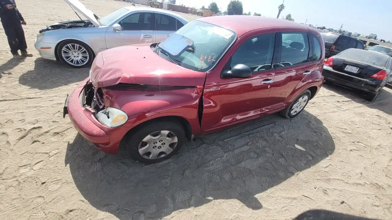 Photo of 2005 Chrysler Pt Cruiser