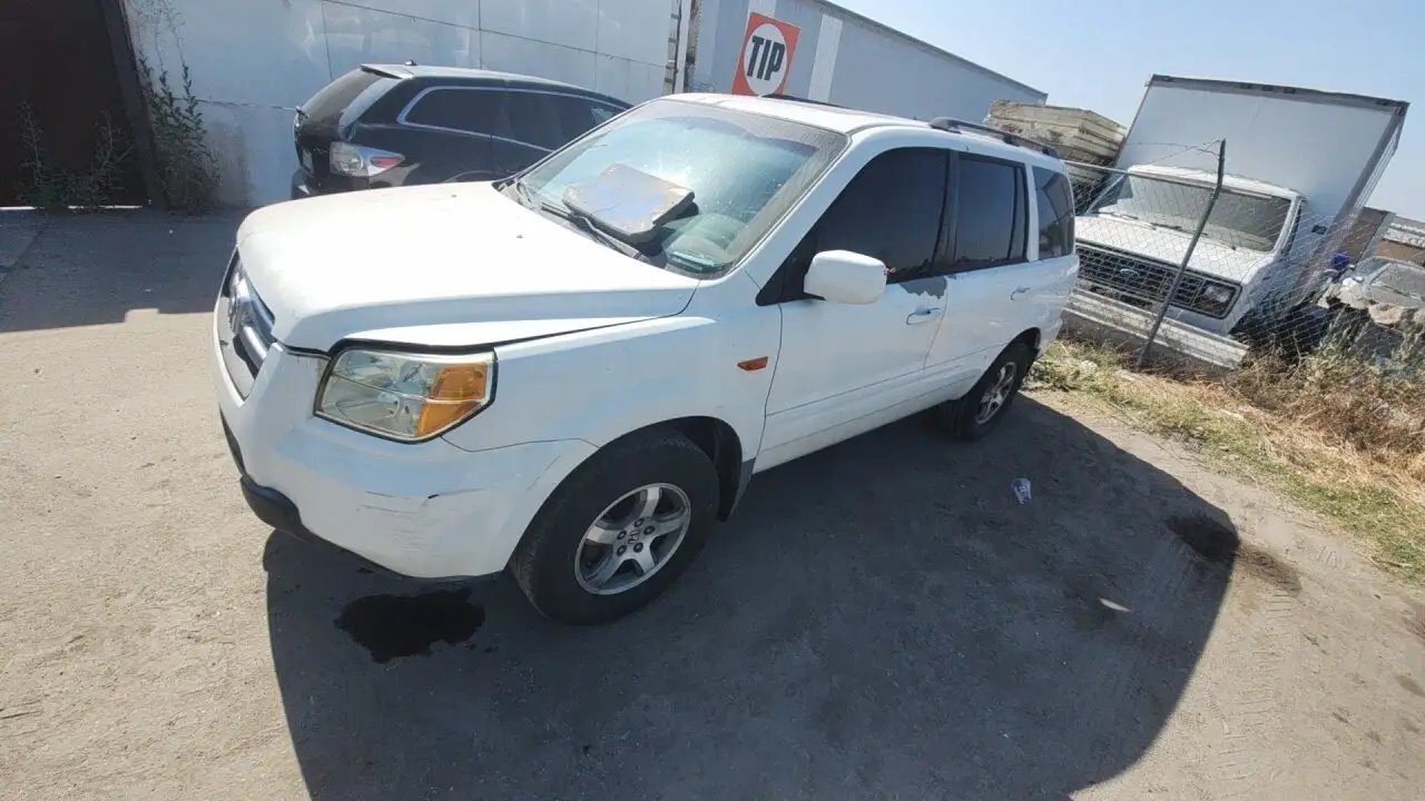 Photo of 2006 Honda Pilot