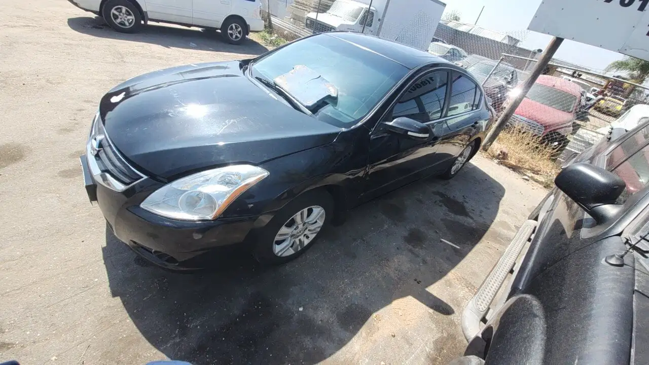 Photo of 2010 Nissan Altima