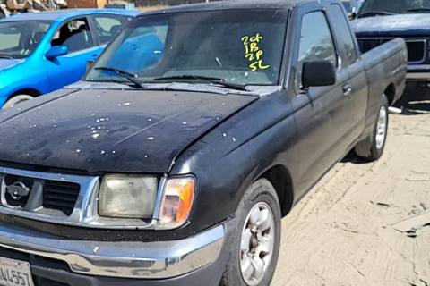 Photo of 1999 Nissan Frontier