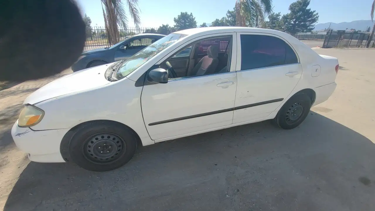 Photo of 2003 Toyota Corolla