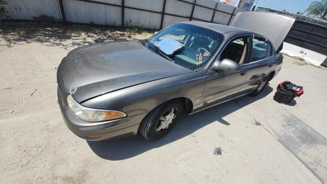 Photo of 2001 Buick Lesabre