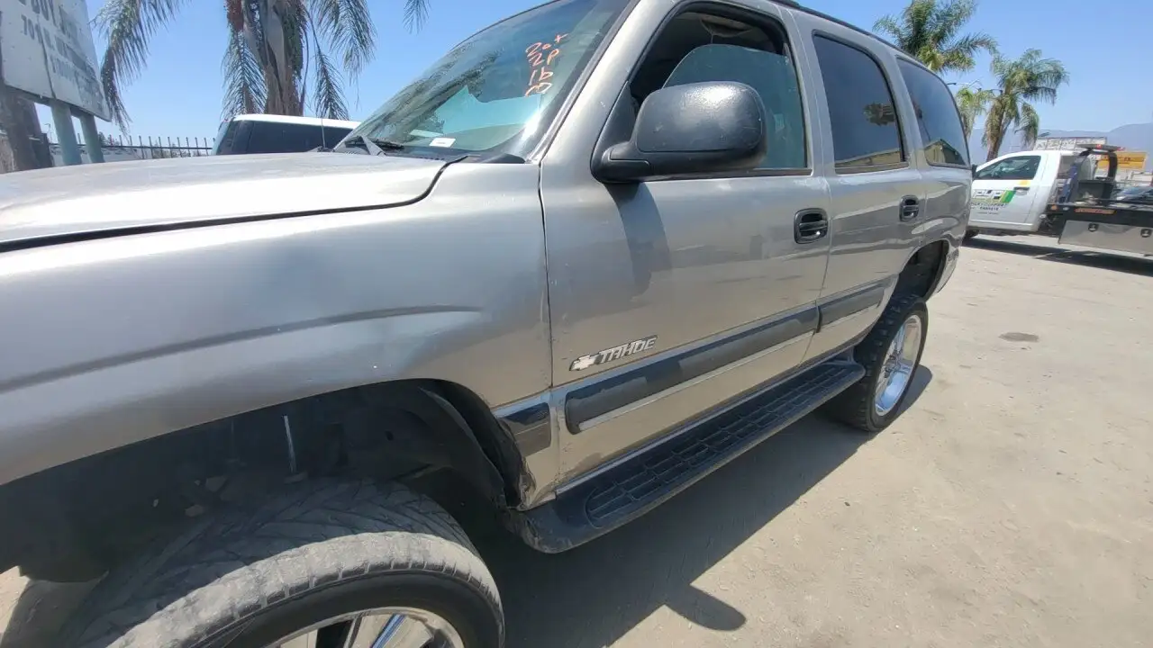 Photo of 2003 Chevrolet Tahoe