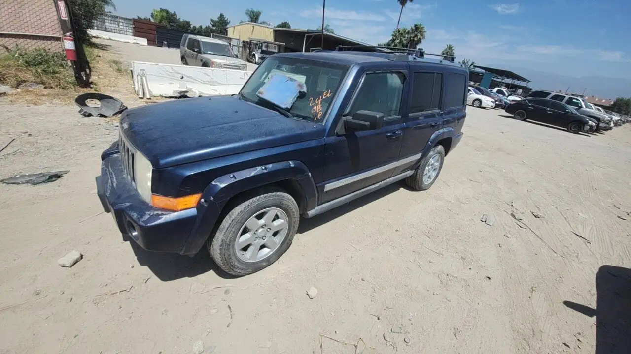 Photo of 2006 Jeep Commander